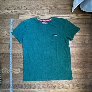 Green Superdry T-shirt